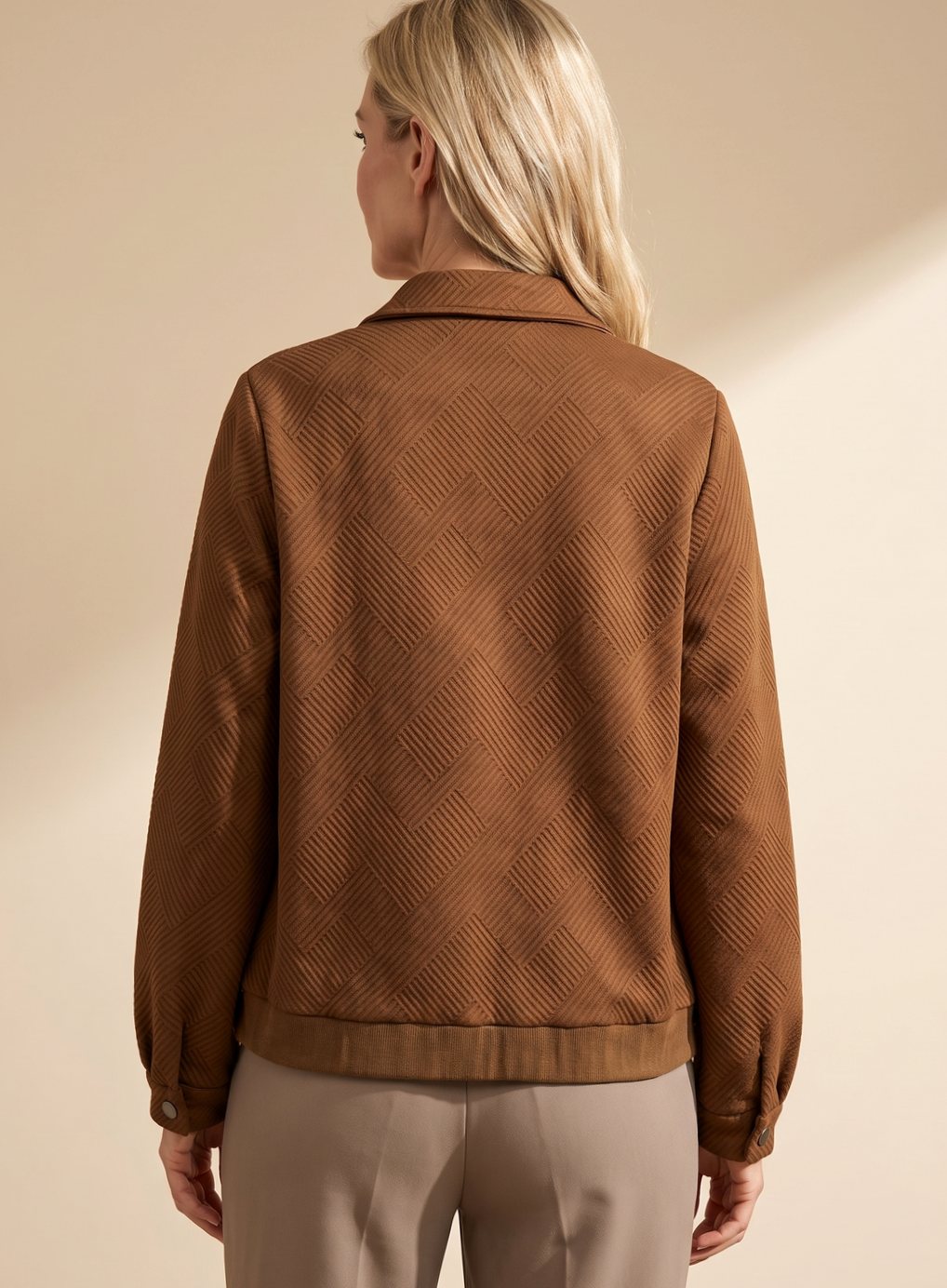 Dam långärmad quiltad jacka med dragkedja bröstfickor och skjortkrage
