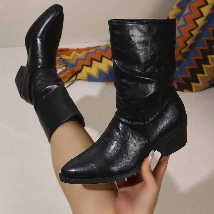 Dam slouch ankelboots med blockklack tillverkad av syntetiskt läder