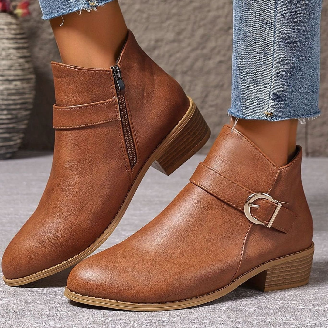 Dam ankelboots med blockklack, spänndetalj, sidodragkedja